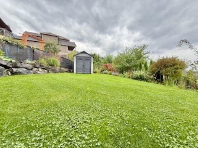 Listing Image 17