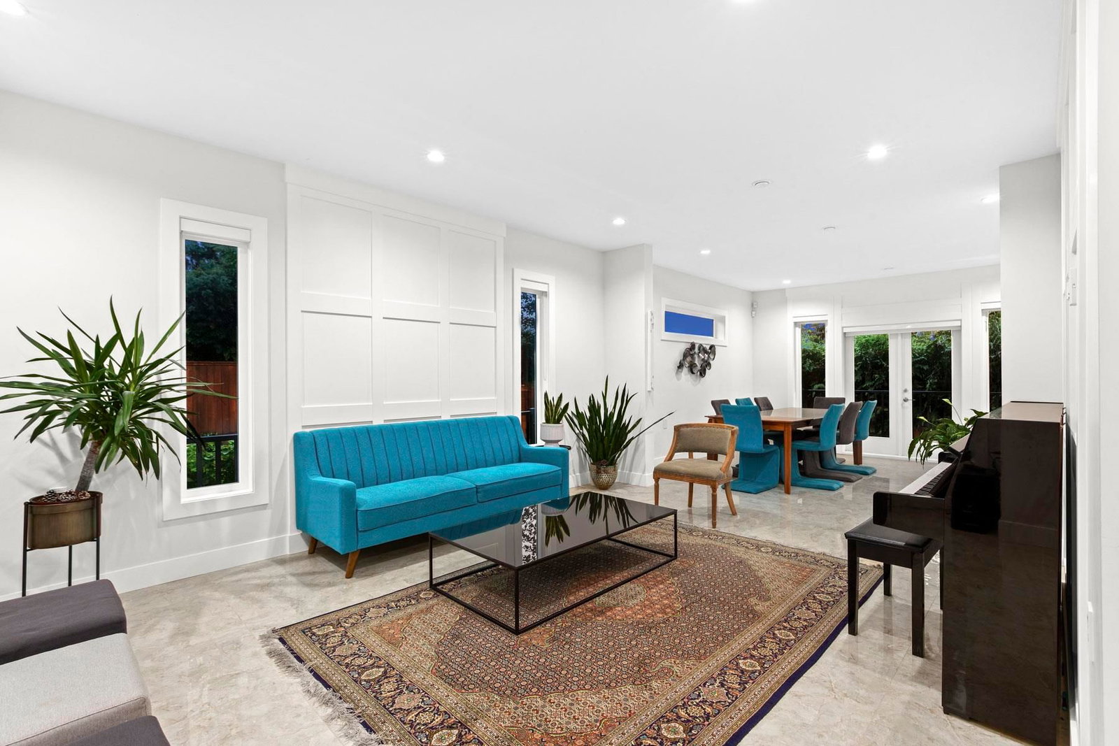 Listing Image 5