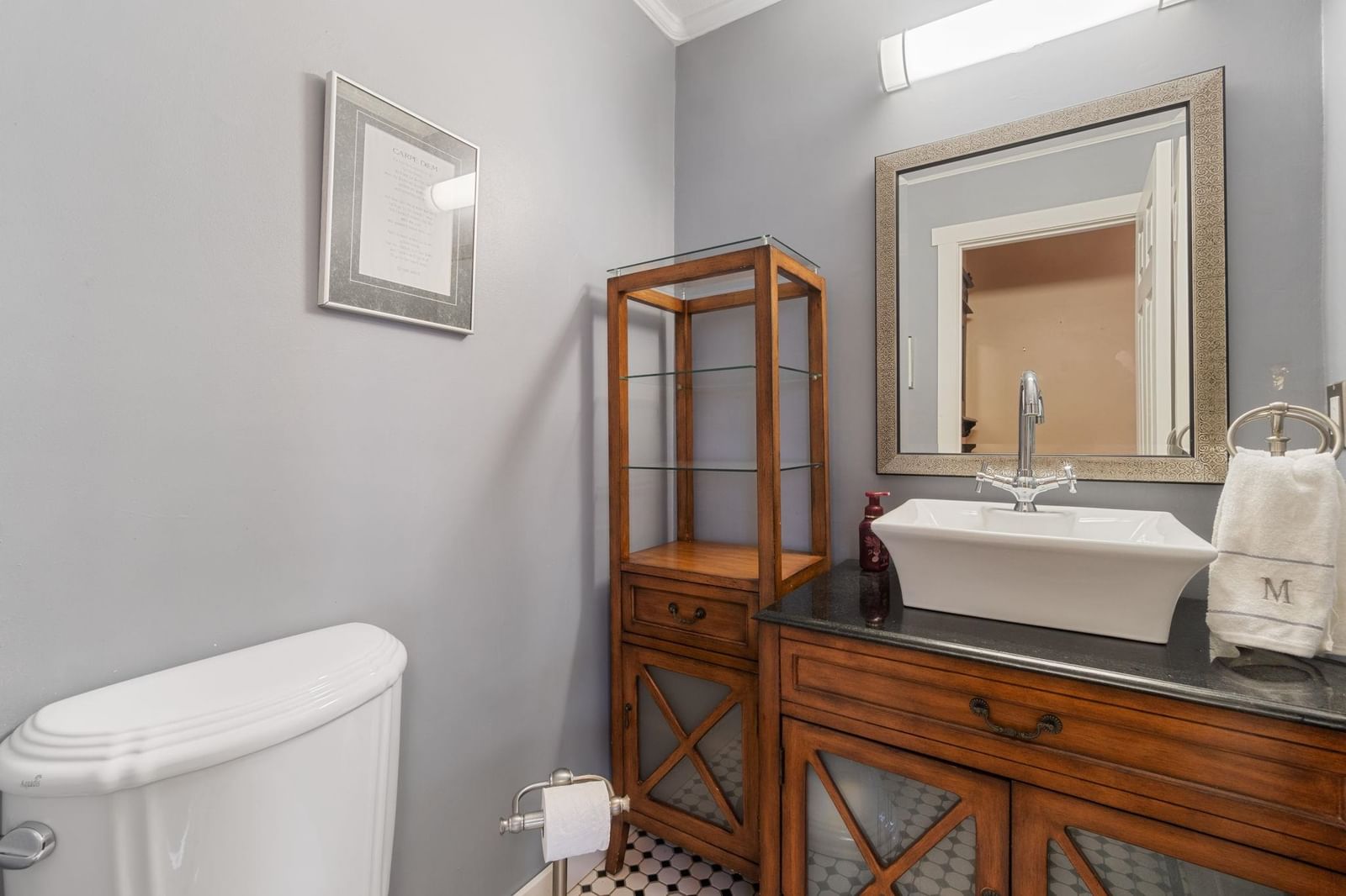 Listing Image 10