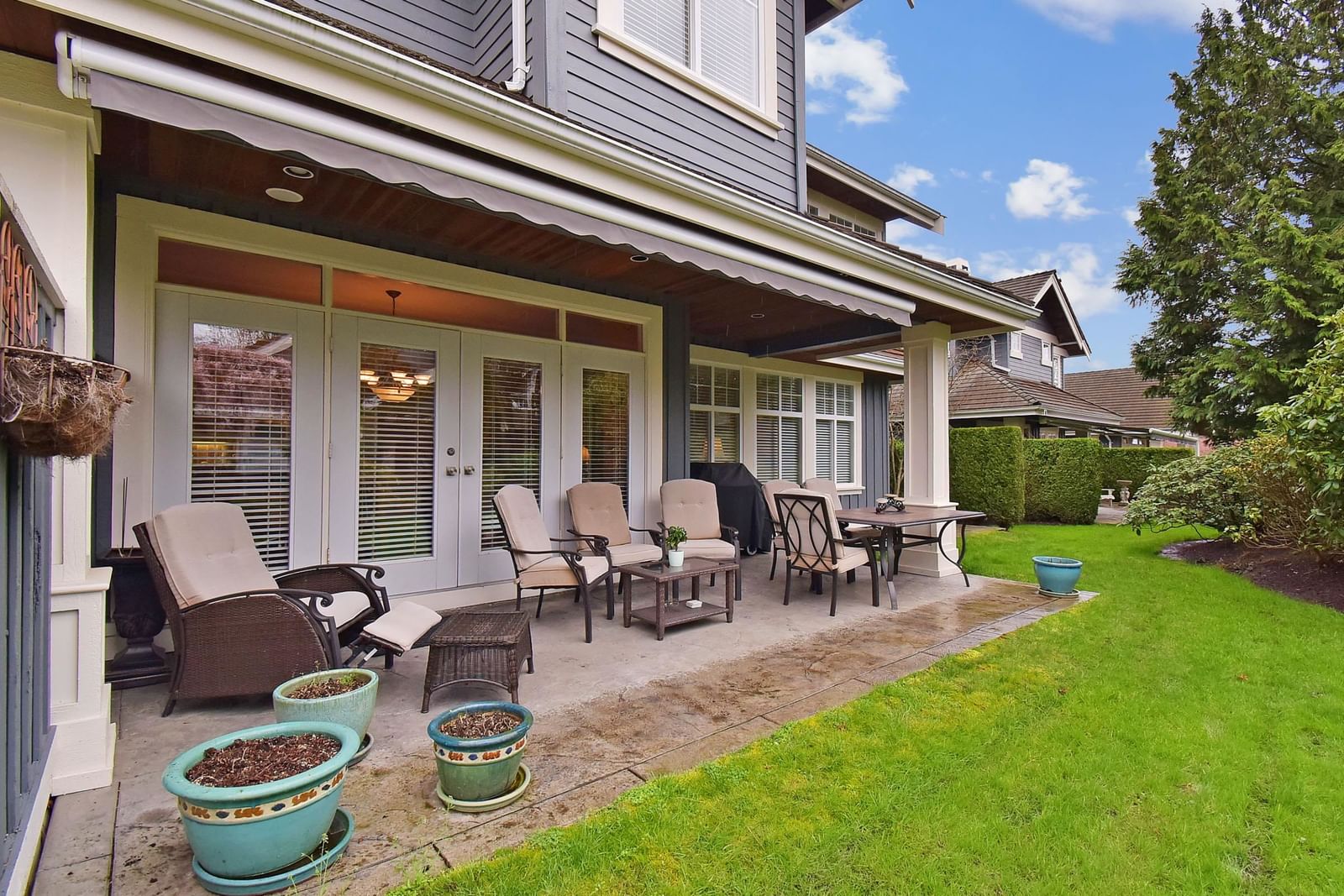 Listing Image 11