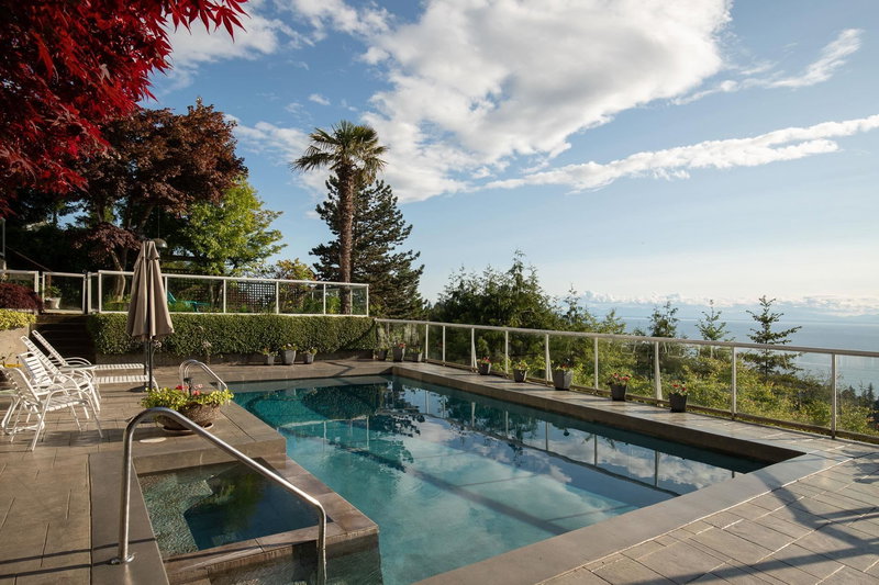 4729 Woodburn Road, West Vancouver, V7S 3A8 | Image 3