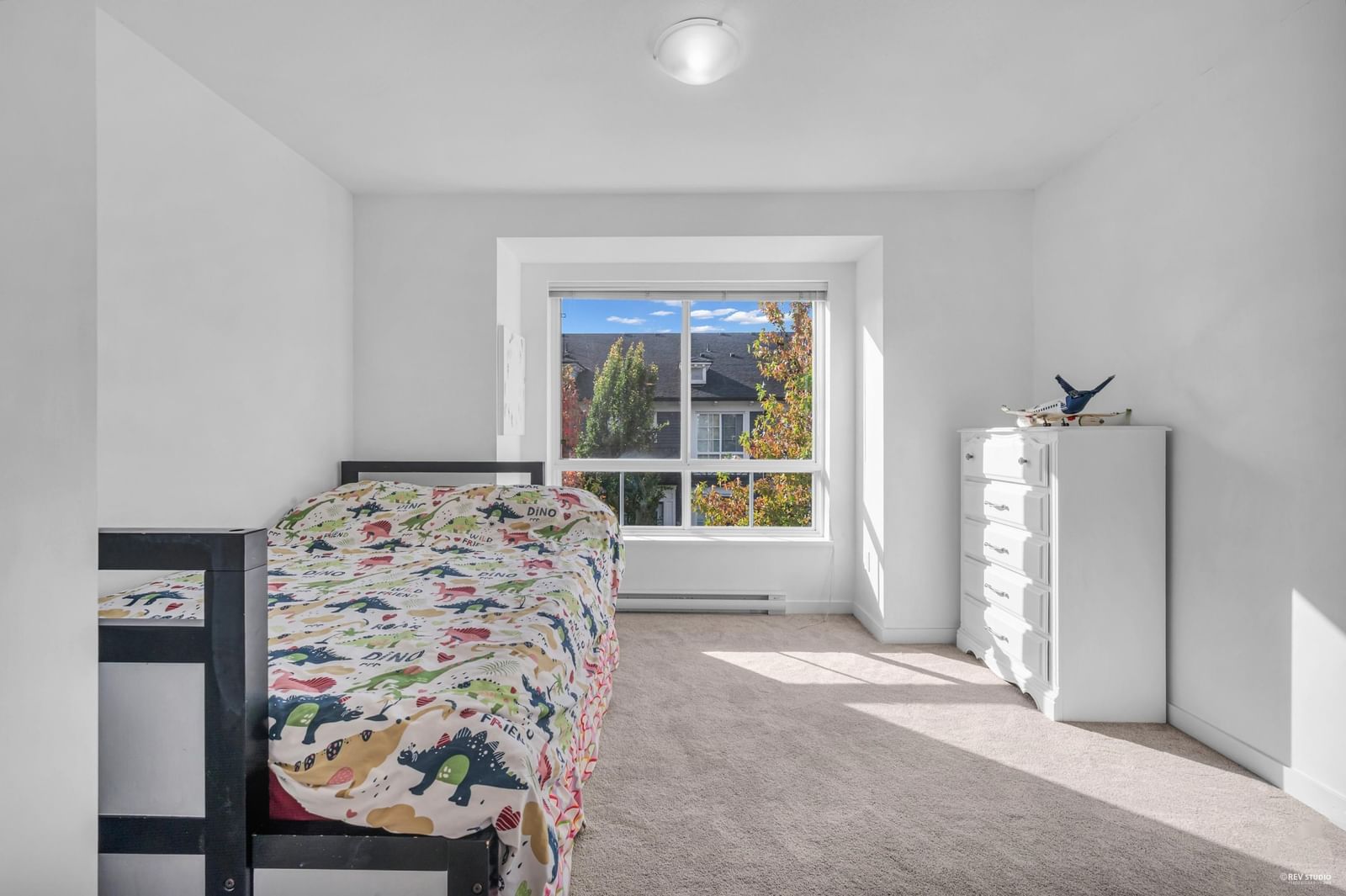 Listing Image 24