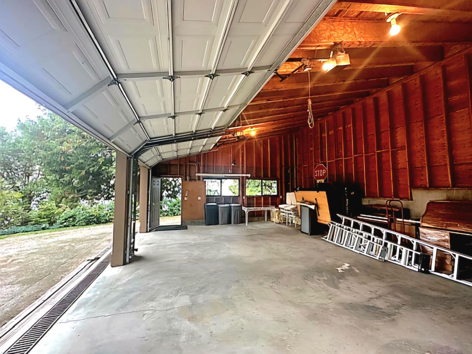 Listing Image 39