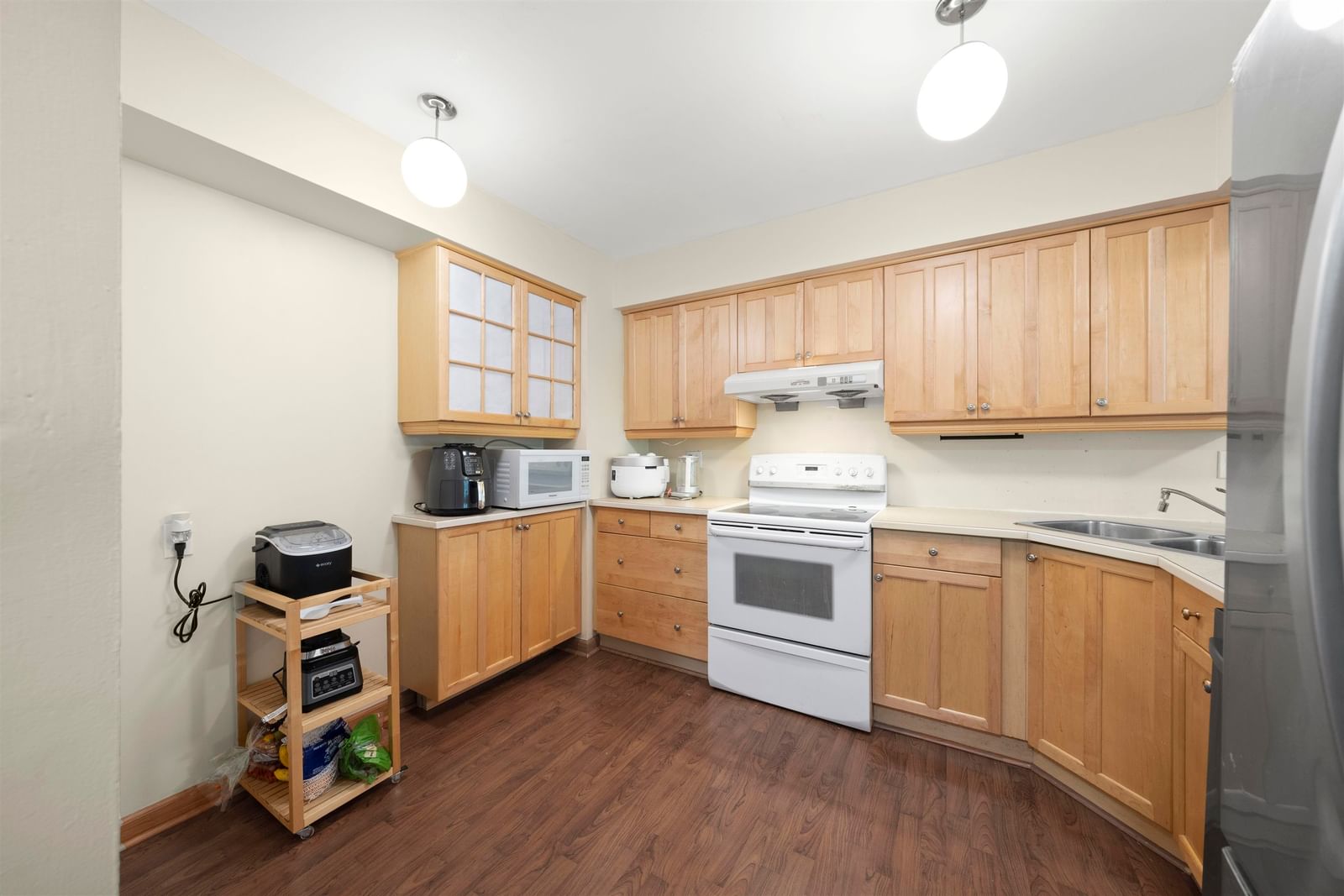 Listing Image 15