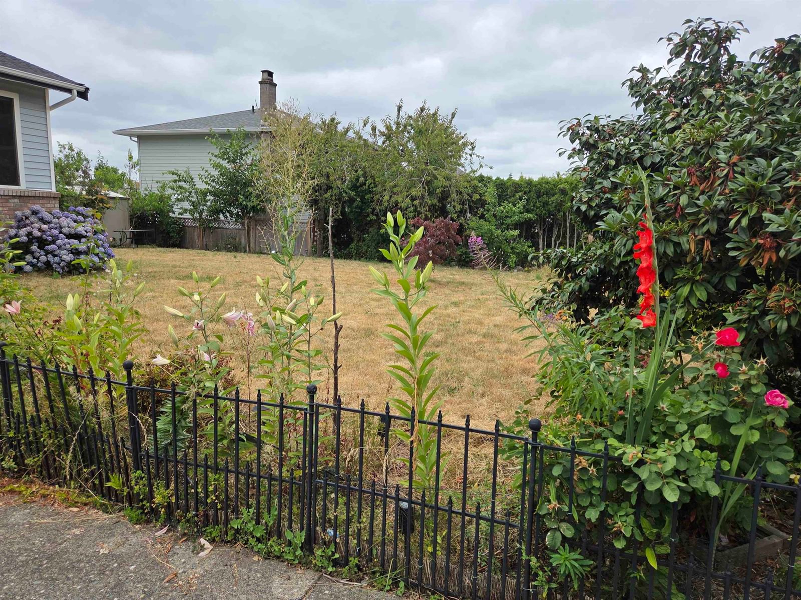 Listing Image 37
