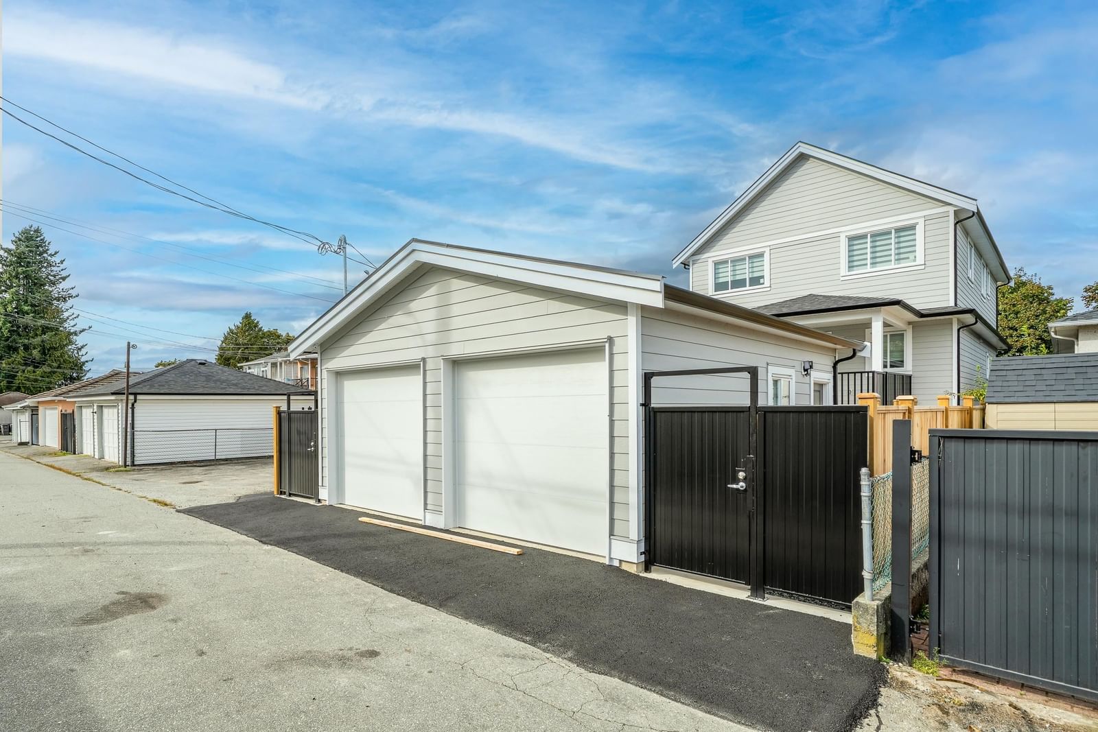 Listing Image 20