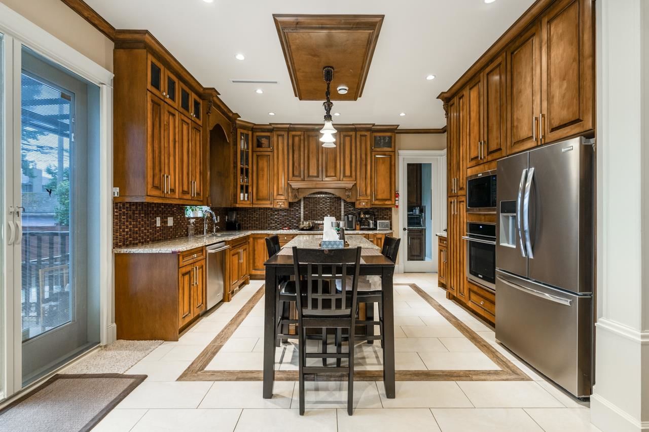 Listing Image 13