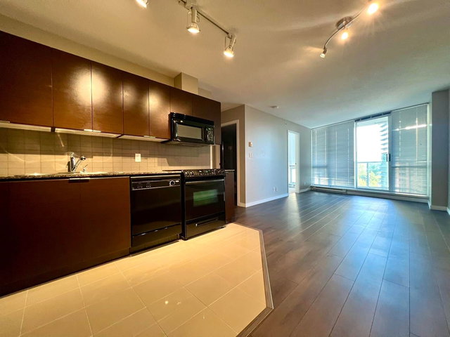 1107 - 13618 100 Avenue Avenue