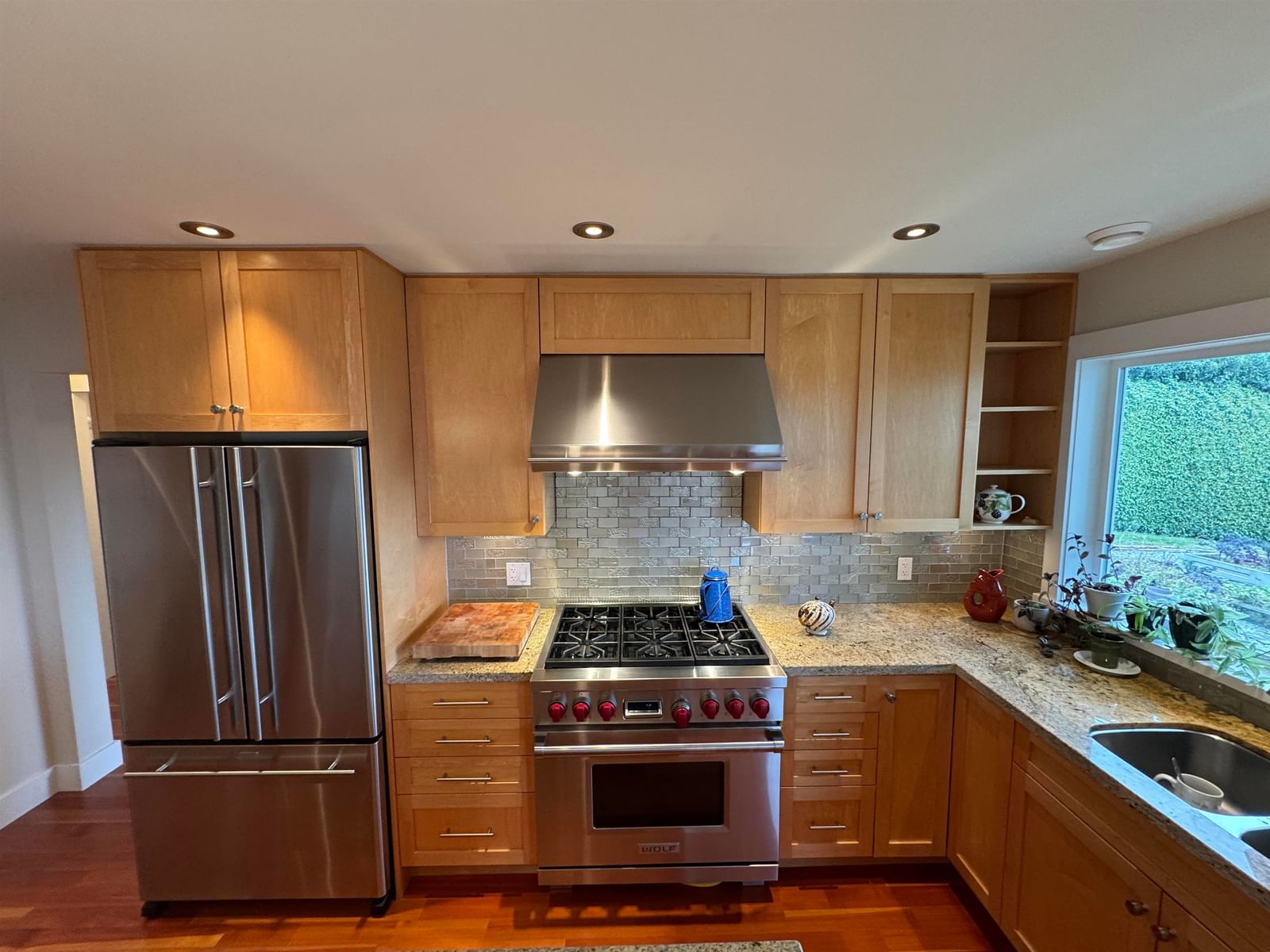 Listing Image 6