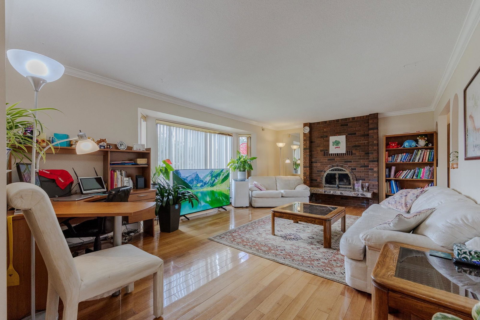 Listing Image 13