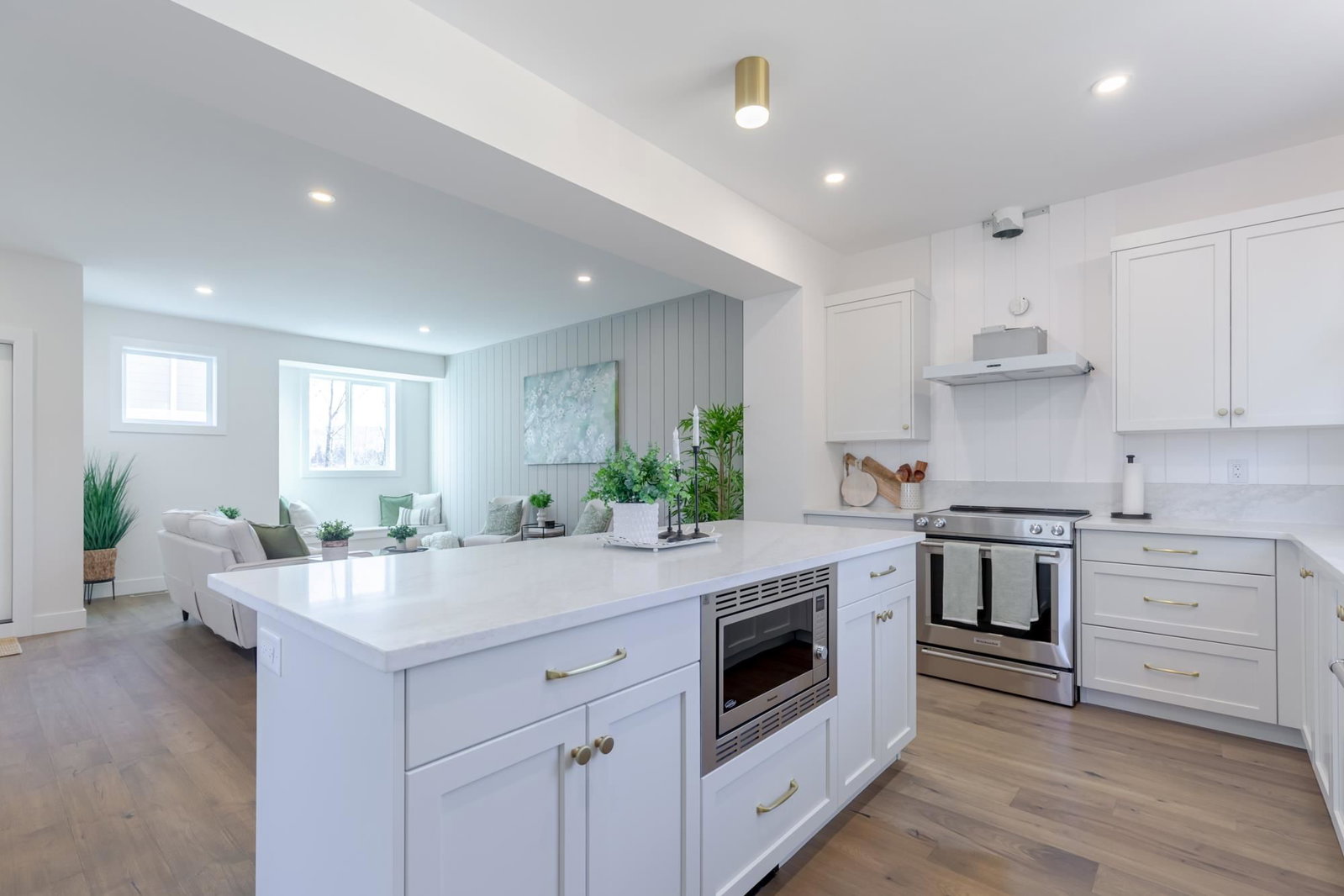 Listing Image 15