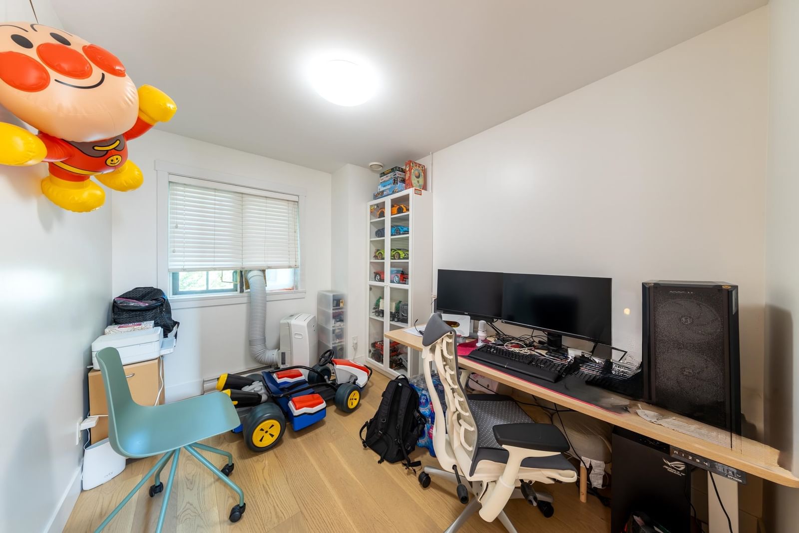 Listing Image 23
