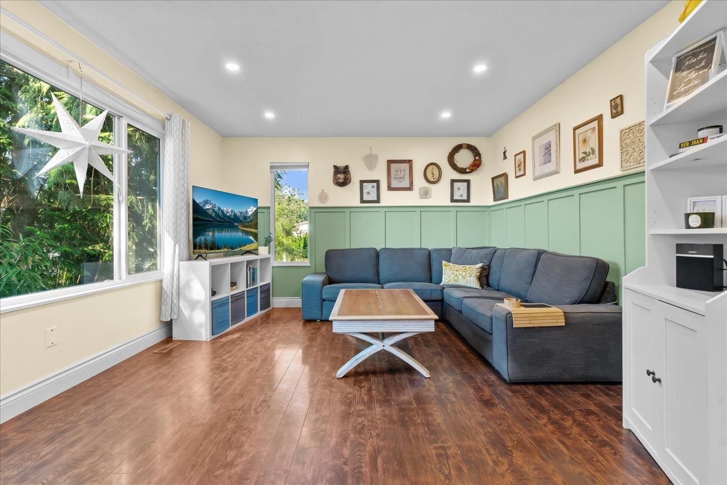 Listing Image 10