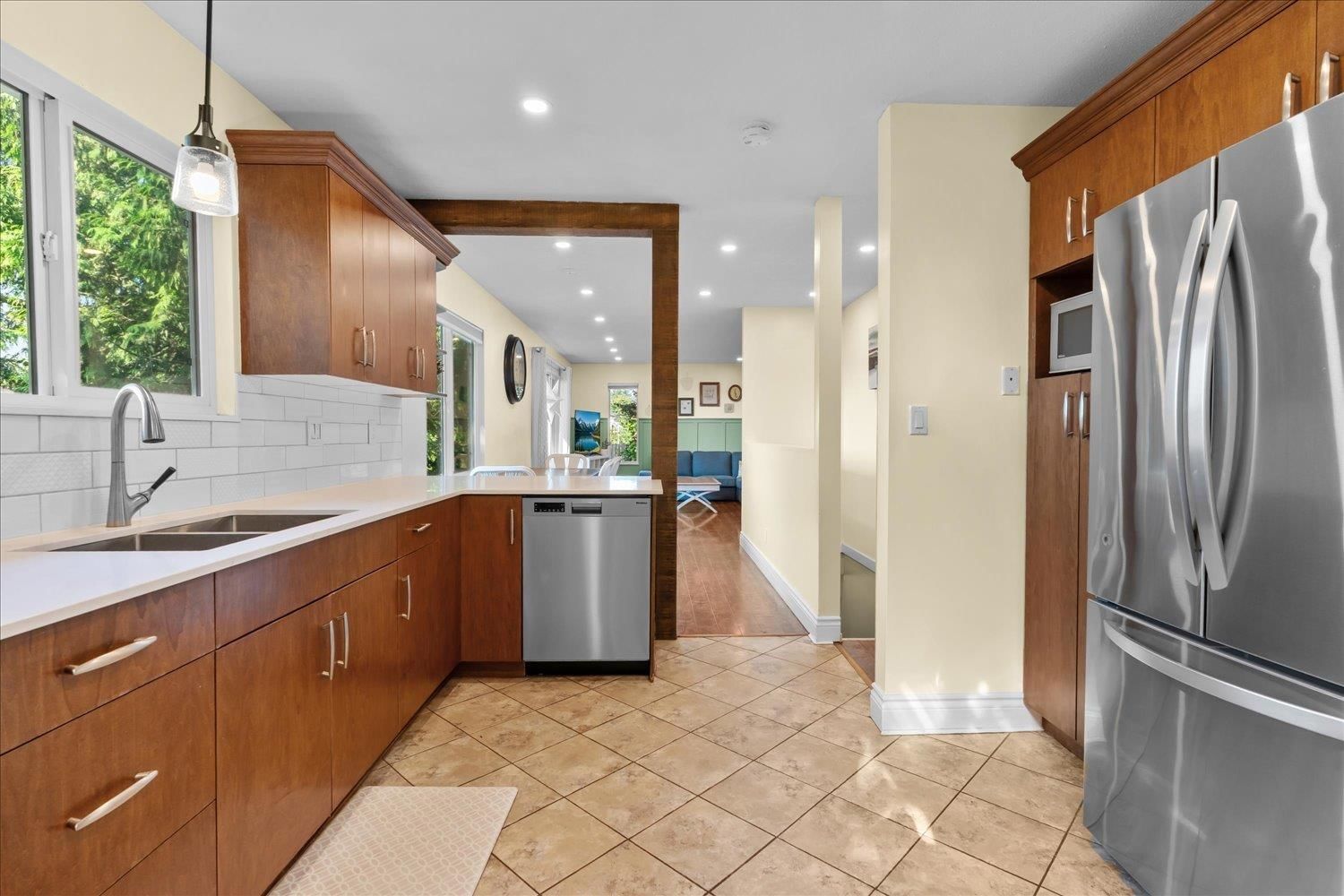 Listing Image 17