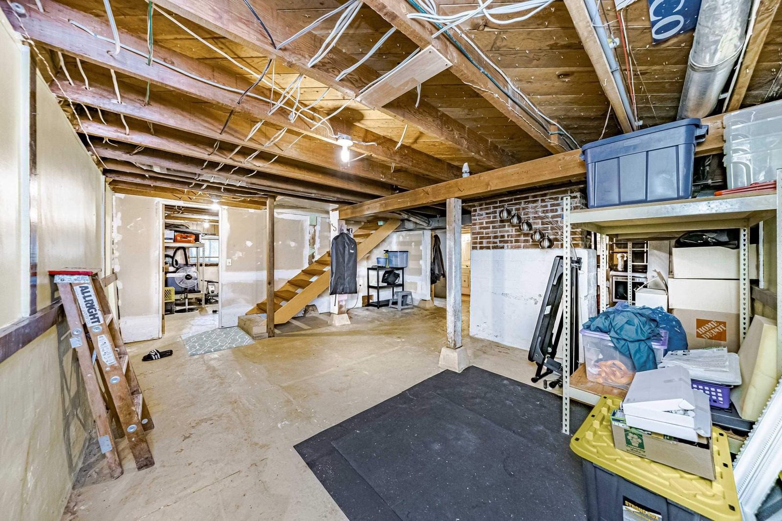 Listing Image 23