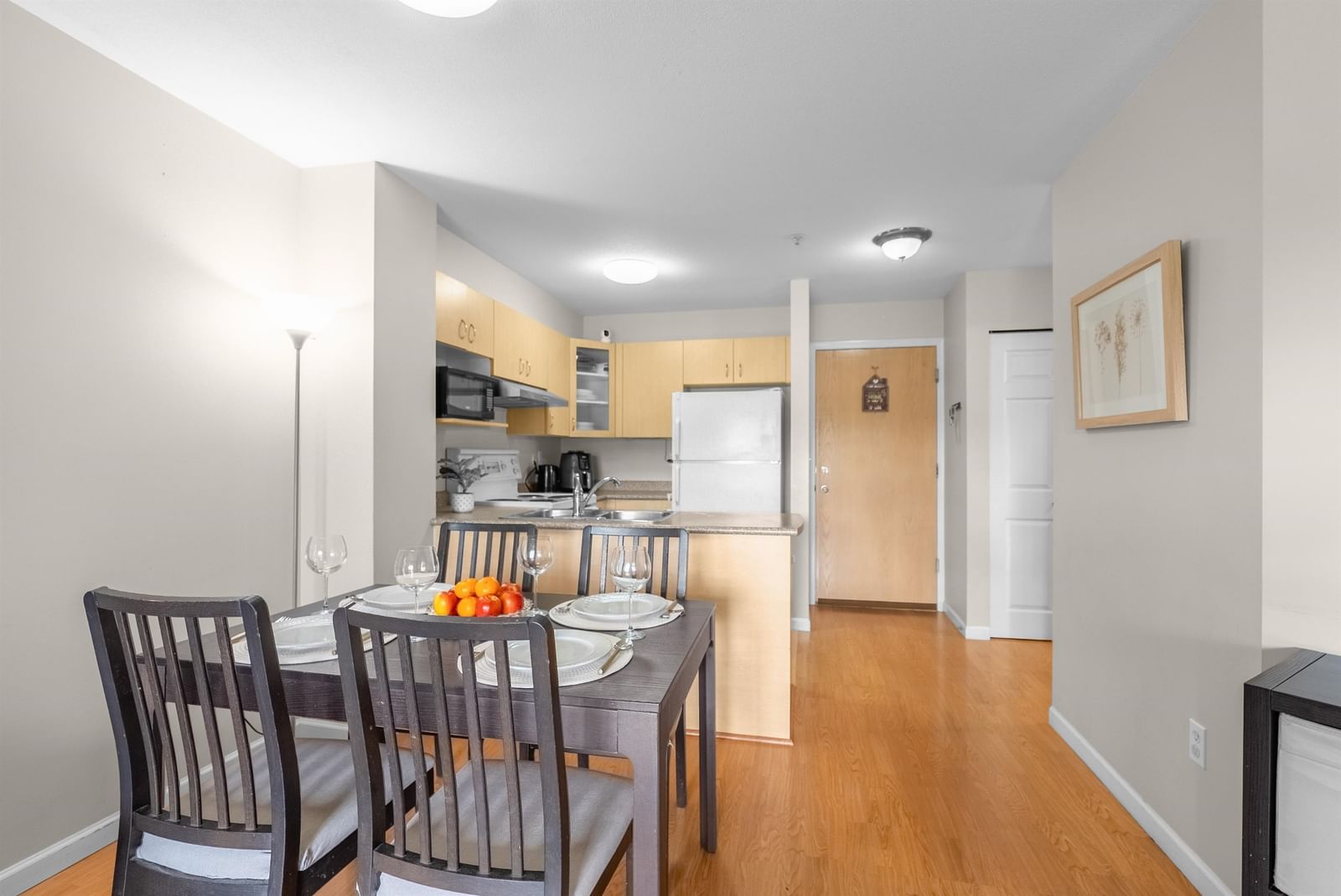 Listing Image 13