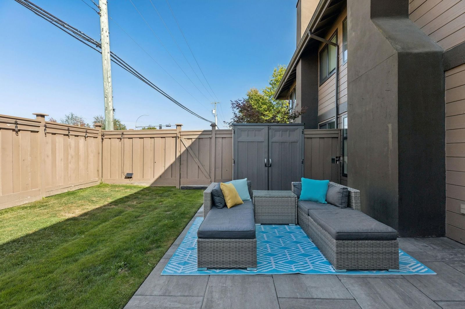 Listing Image 11