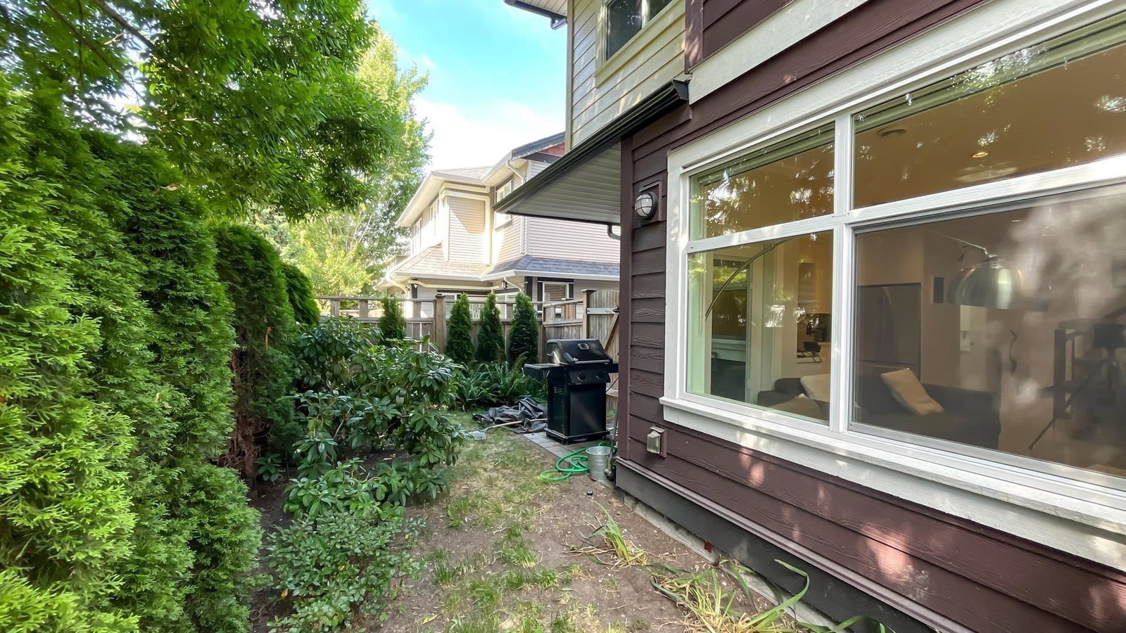 Listing Image 24