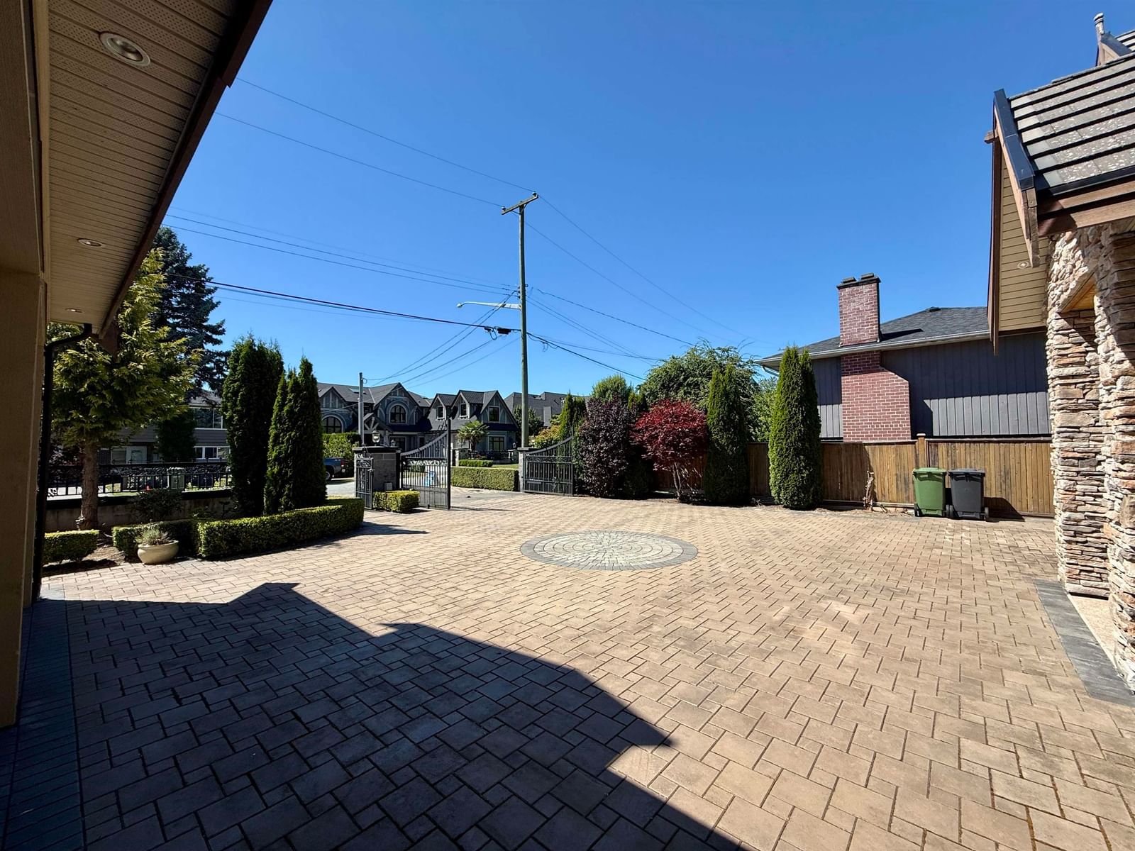 Listing Image 24