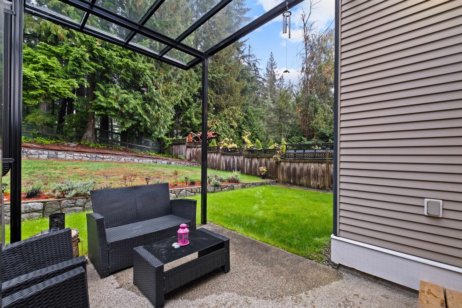 Listing Image 10