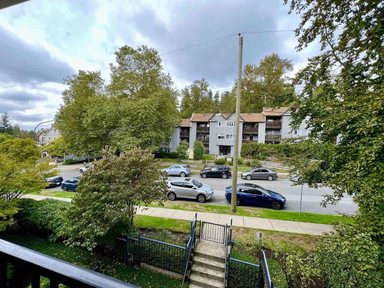 Listing Image 17