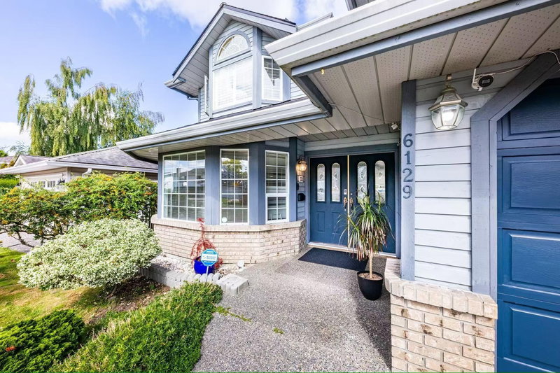 6129 49 Avenue, Delta, V4K 4X2 | Image 2