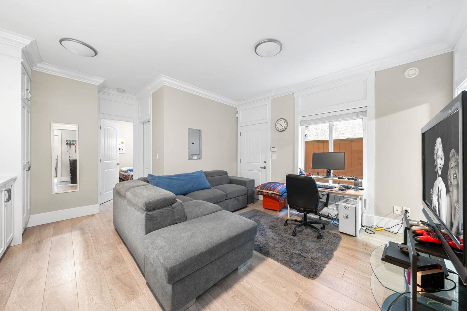 Listing Image 37
