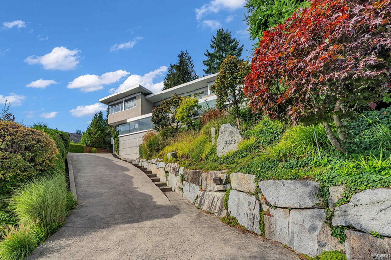 4313 Rockridge Road, West Vancouver, V7W 1A6 | Image 2