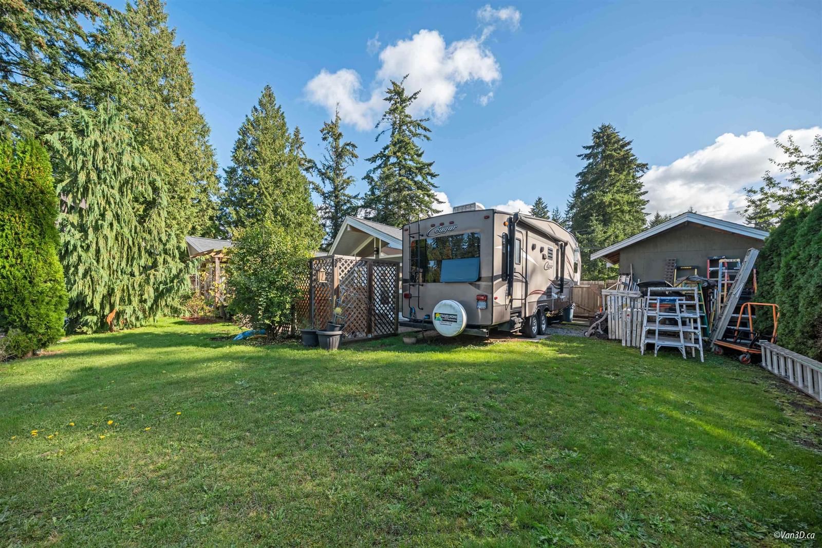 Listing Image 6