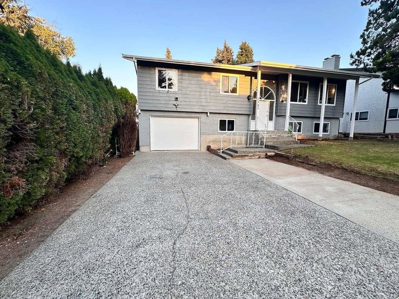 3782 Lindsay Street, Abbotsford, V2S 7A3 | Image 2