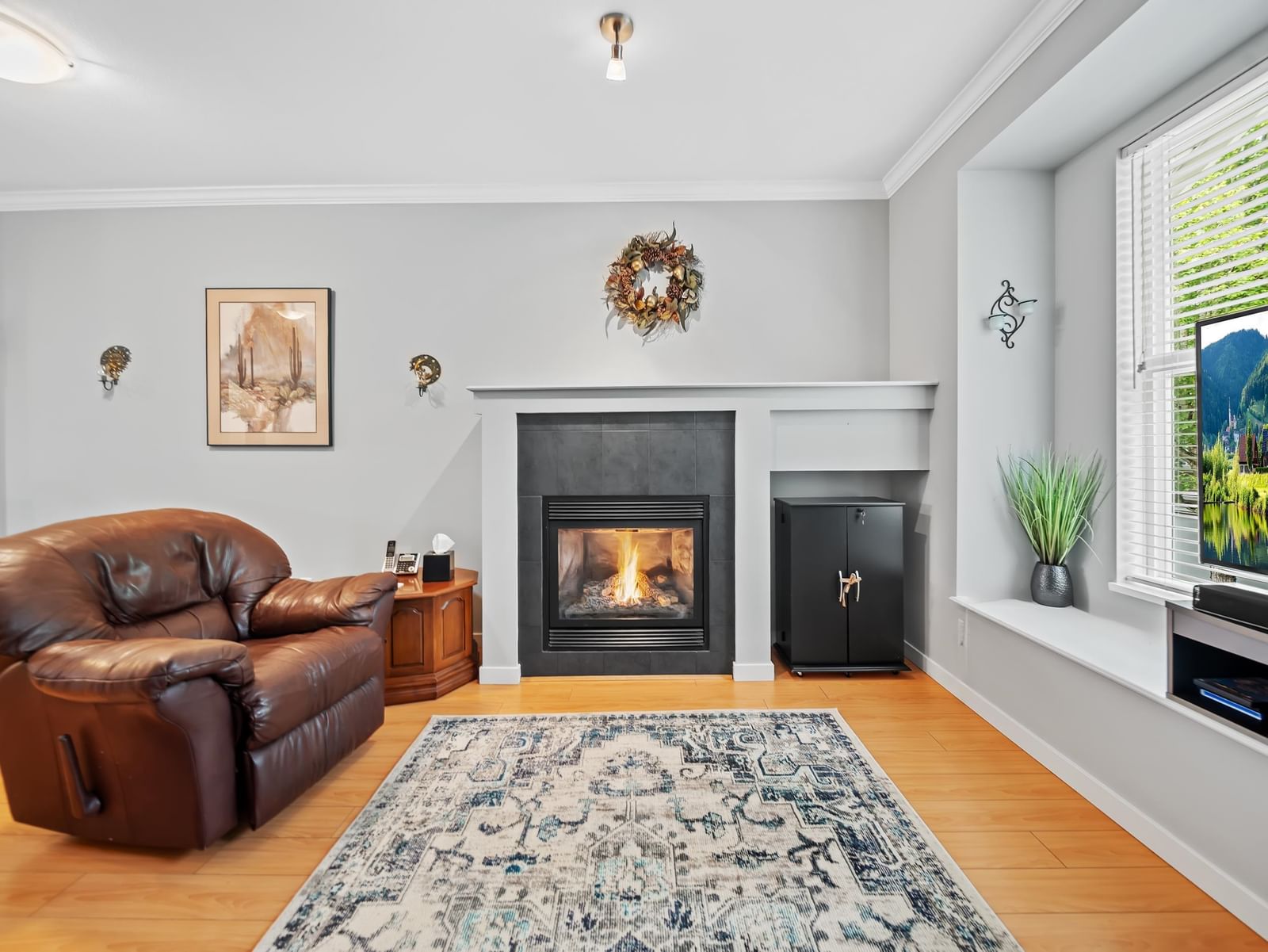 Listing Image 14
