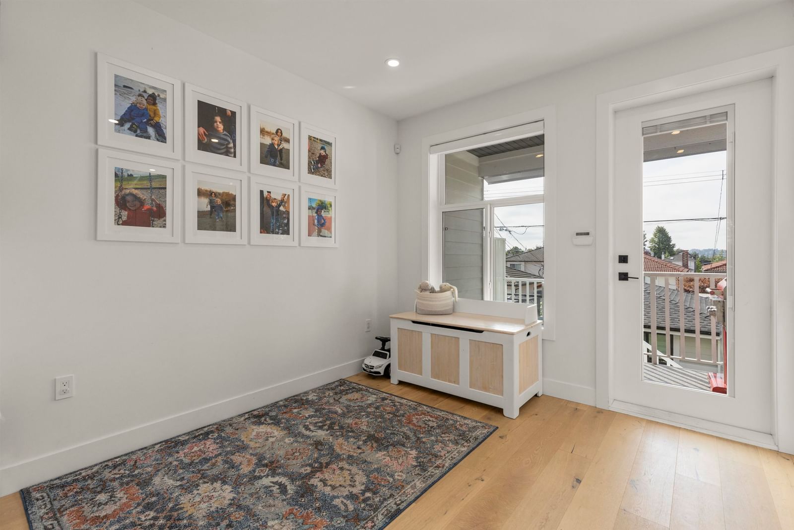 Listing Image 14