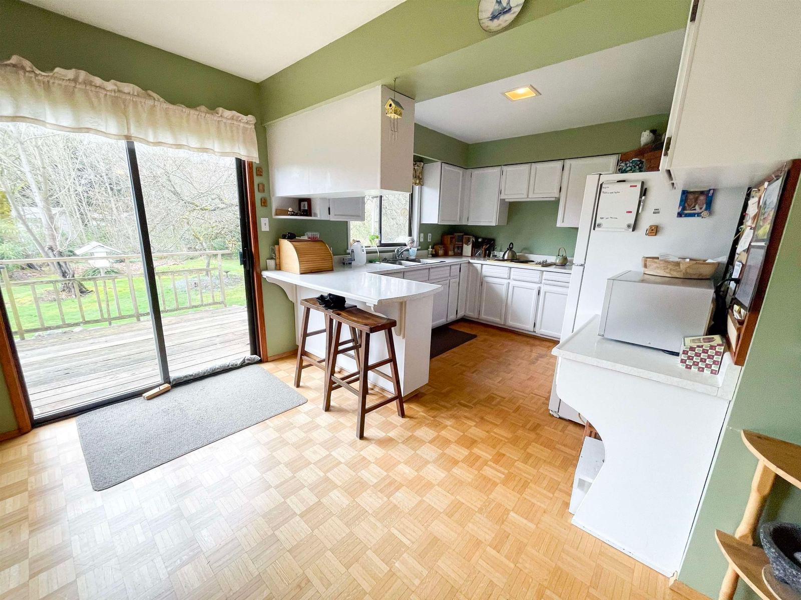 Listing Image 6
