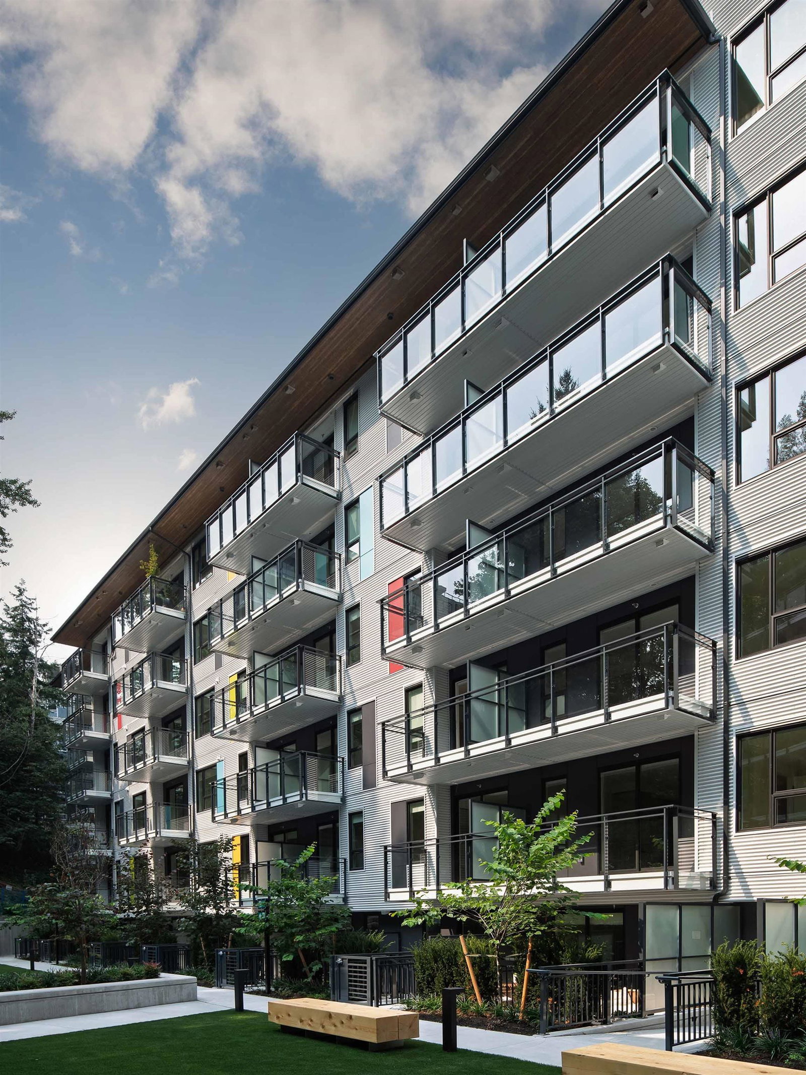 Listing Image 9