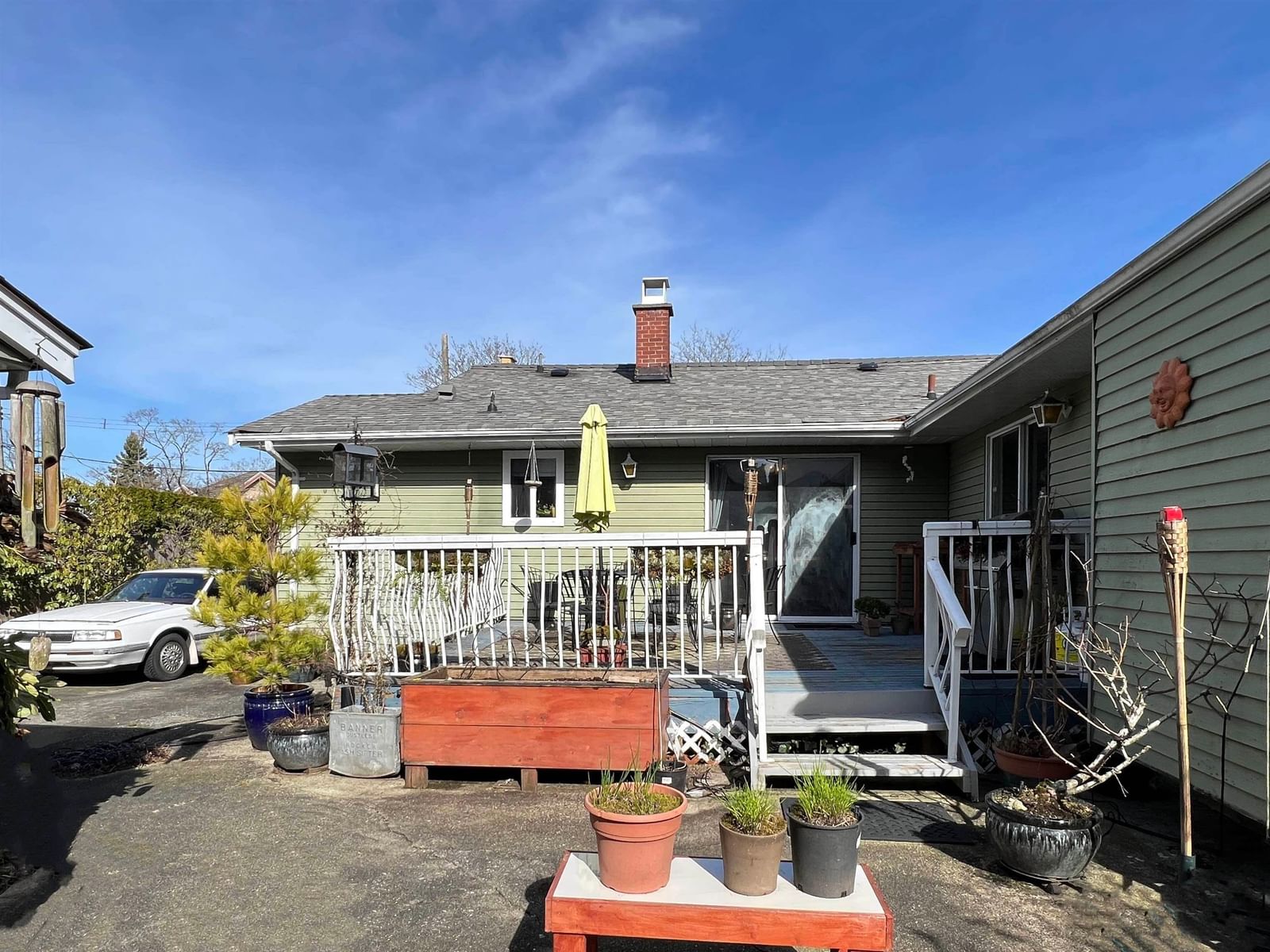 Listing Image 5