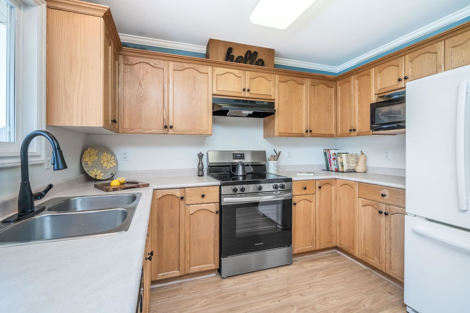 Listing Image 14