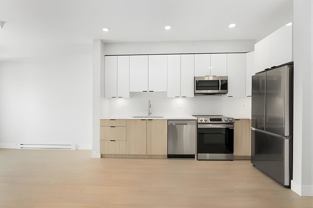 409 - 19825 54 Avenue