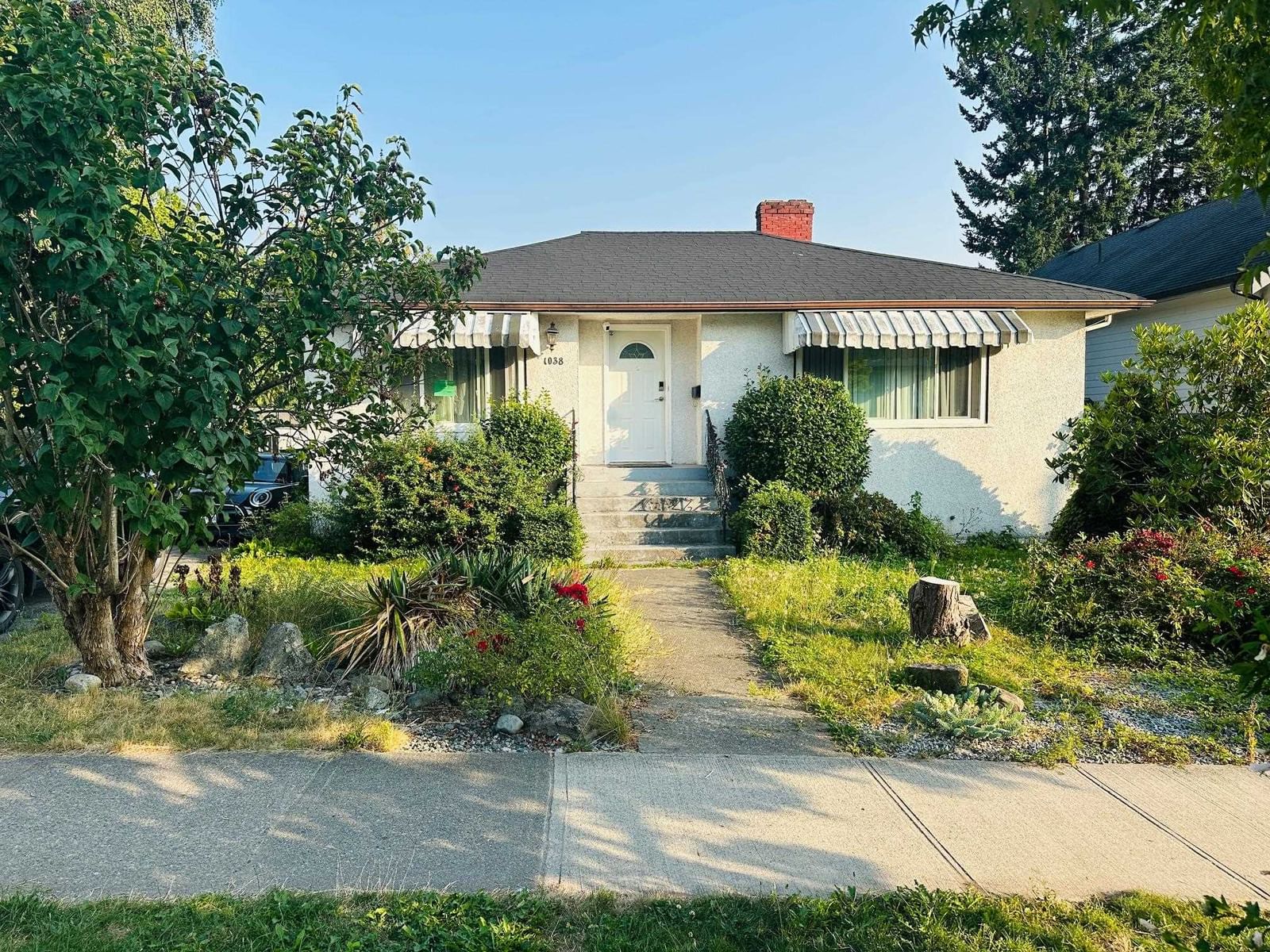Listing Image 1