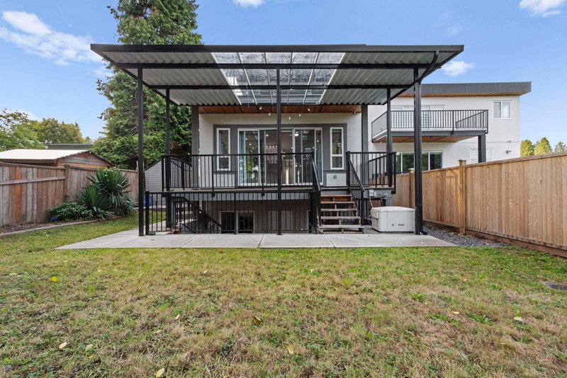 15890 Russell Avenue, White Rock, V4B 2S4 | Image 2