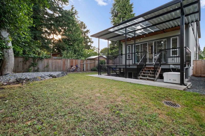 15890 Russell Avenue, White Rock, V4B 2S4 | Image 3