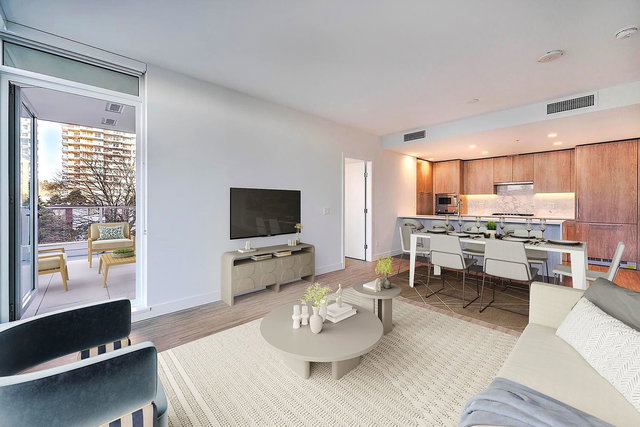 303 - 6398 Silver Avenue