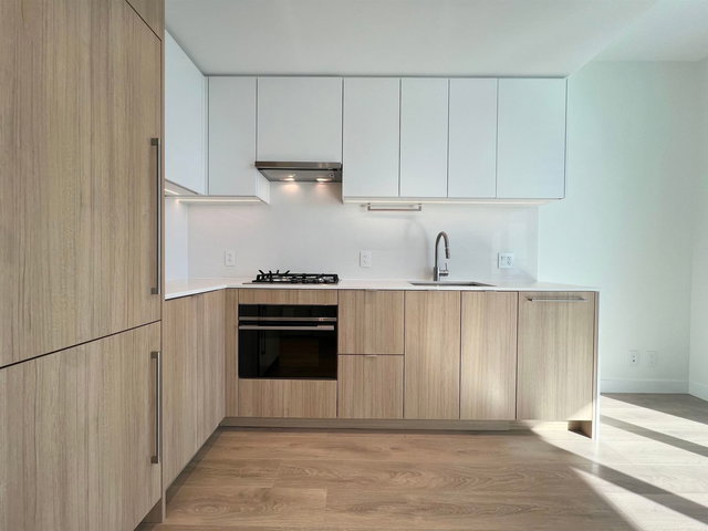 901 - 505 Nelson Street