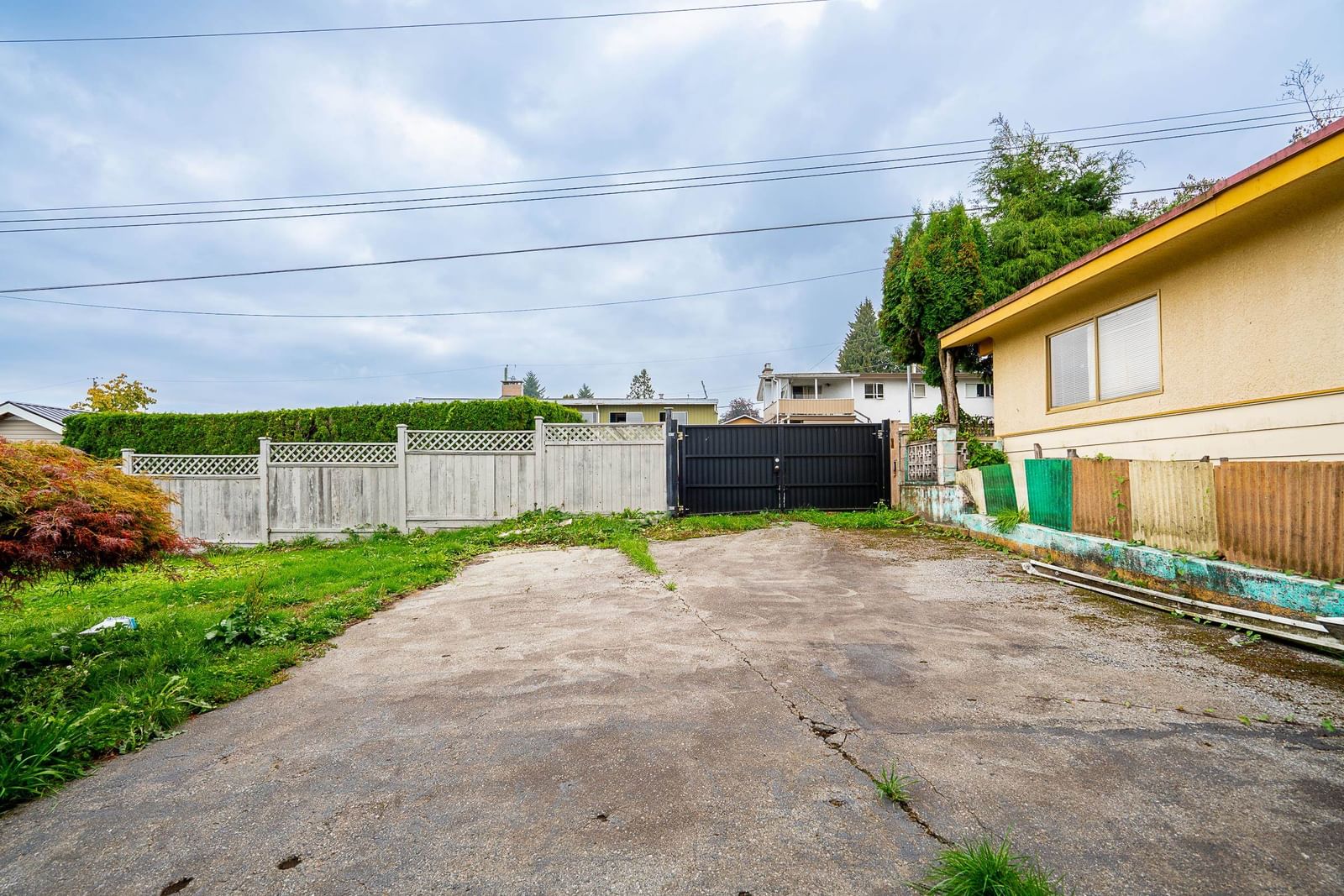 Listing Image 17