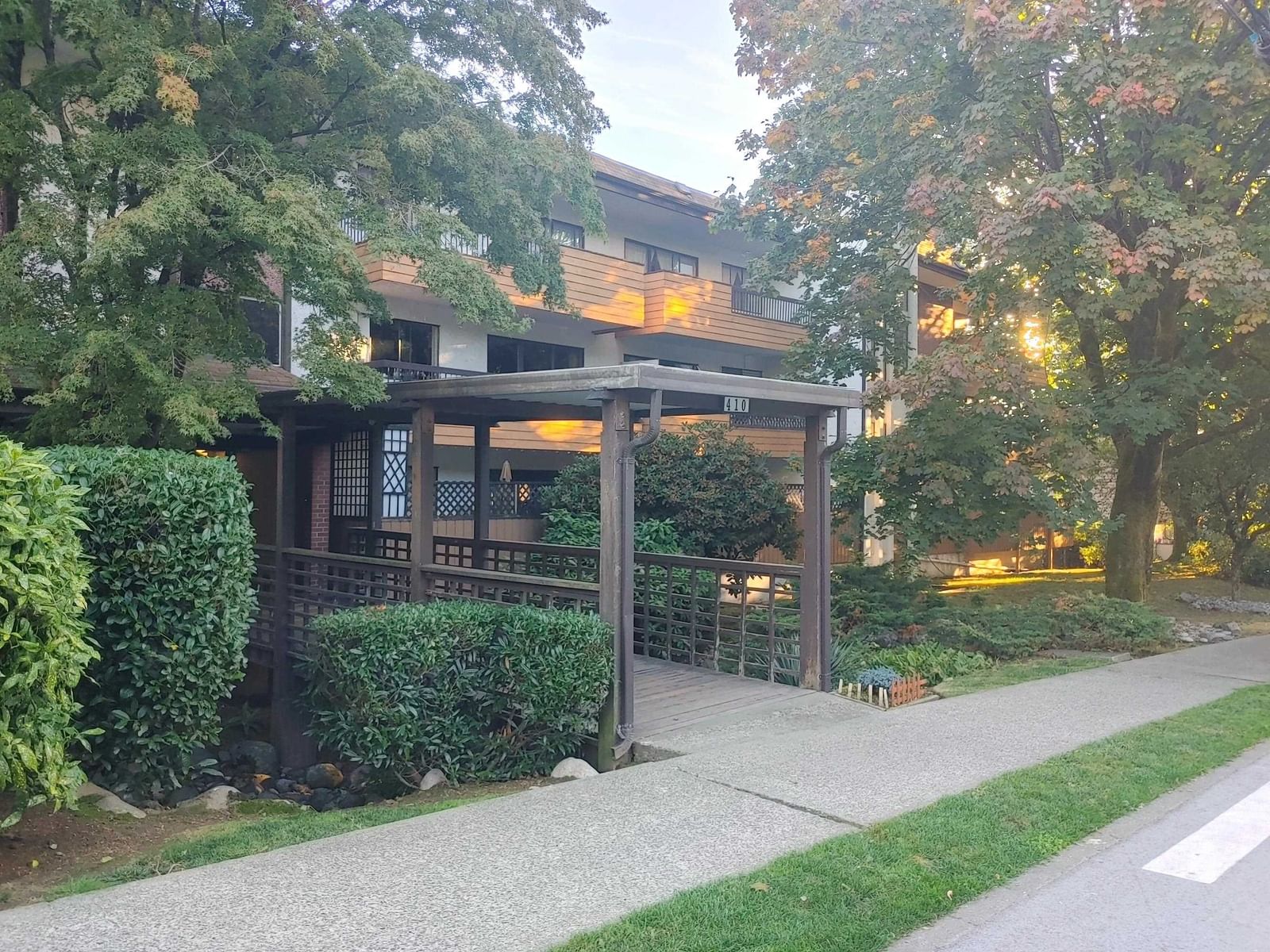 Listing Image 20