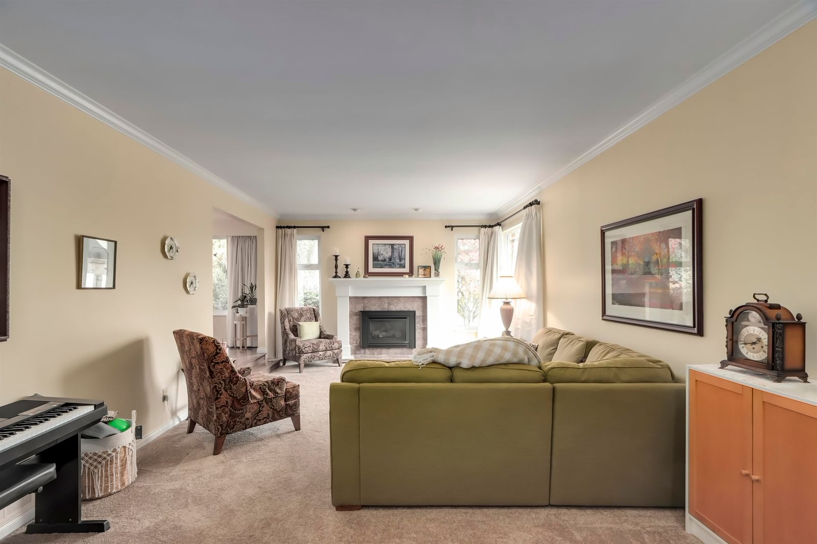 Listing Image 6
