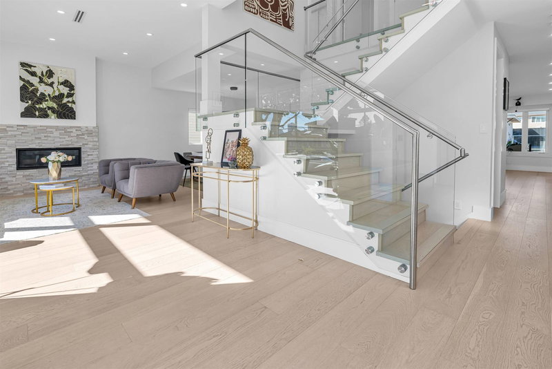 8159 11th Avenue, Burnaby, V3N 2P1 | Image 2