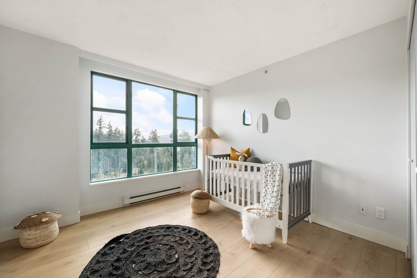 Listing Image 15