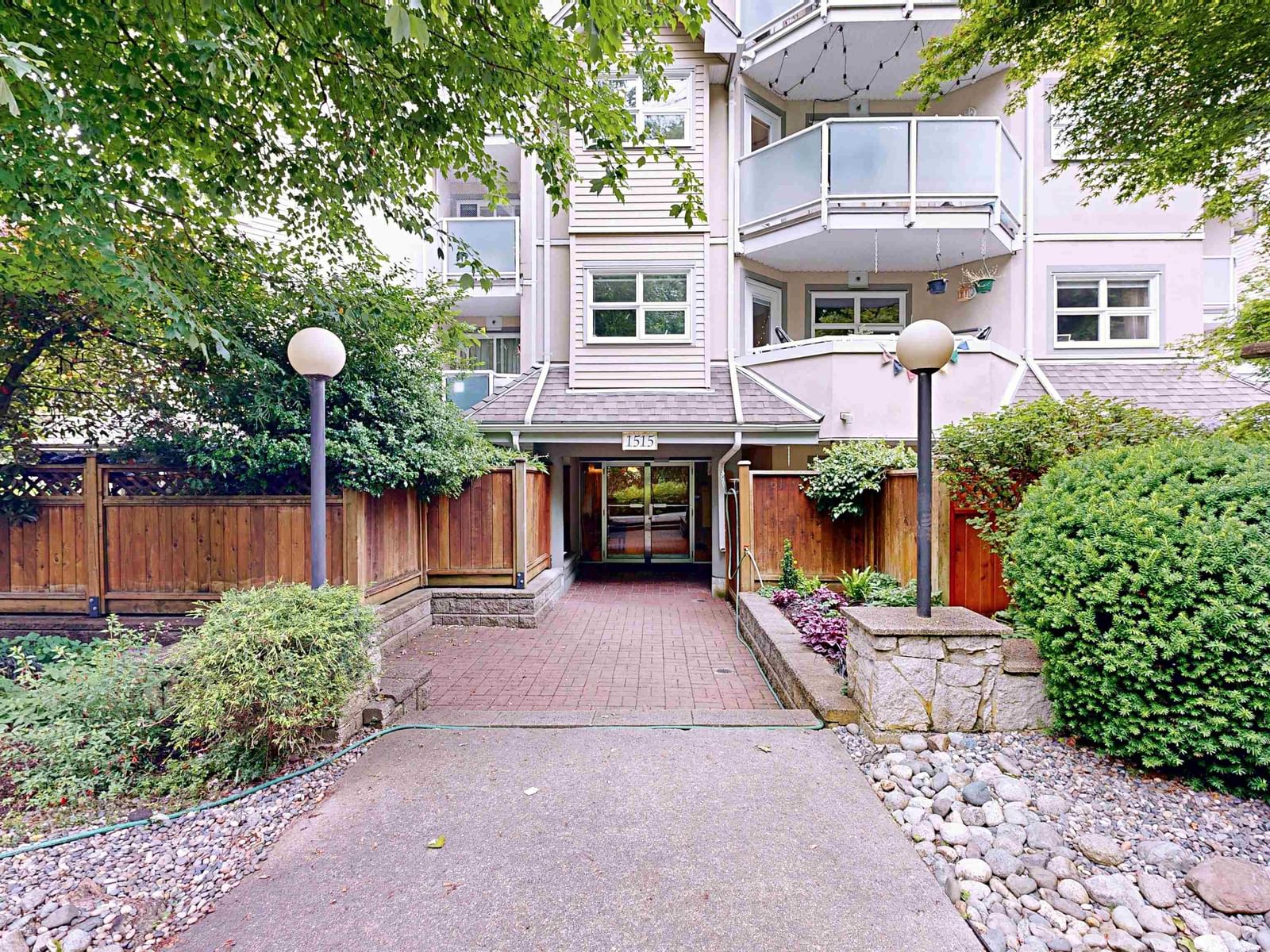 Listing Image 35