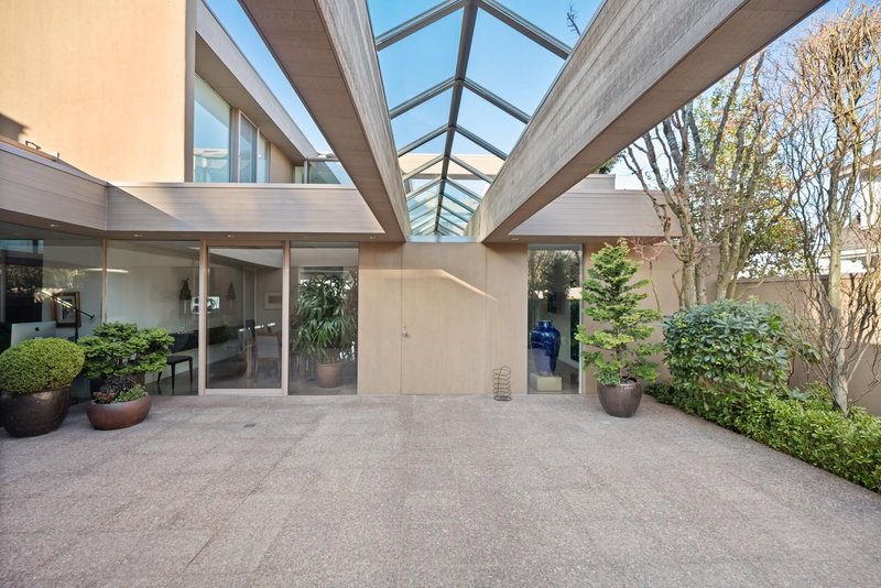 3513 Point Grey Road, Vancouver, V6R 1A7 | Image 2