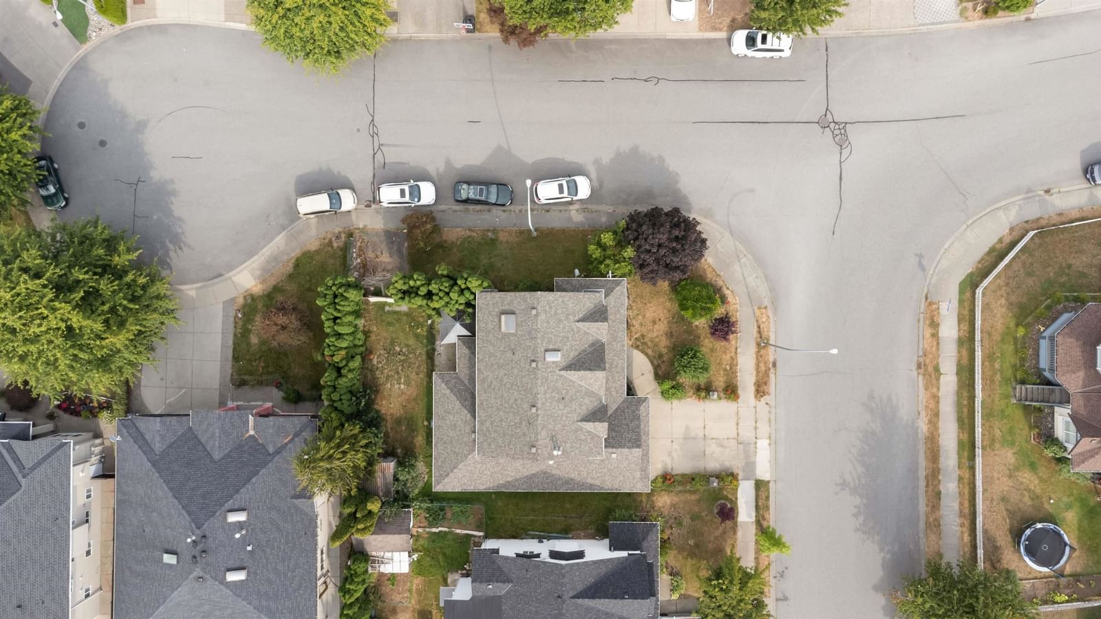 Listing Image 18